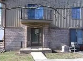 41699 Bedford Dr, Canton, MI 48187
