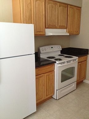 2nd image of 3904 42nd Ave APT C