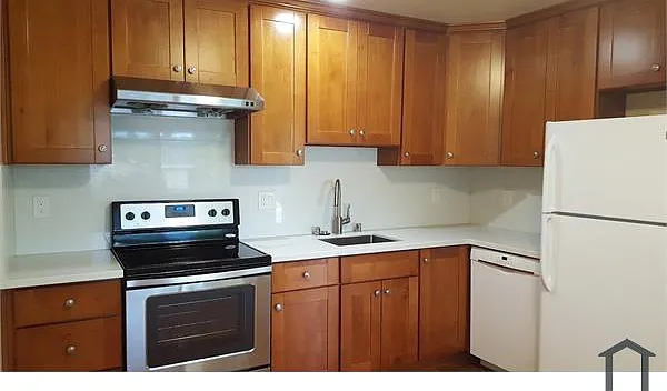 2 bed, 800 sqft, $3,200 — Photo 1