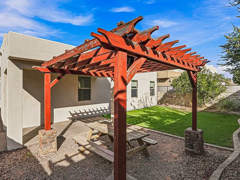 3203 Red Orchard Dr — Photo 31