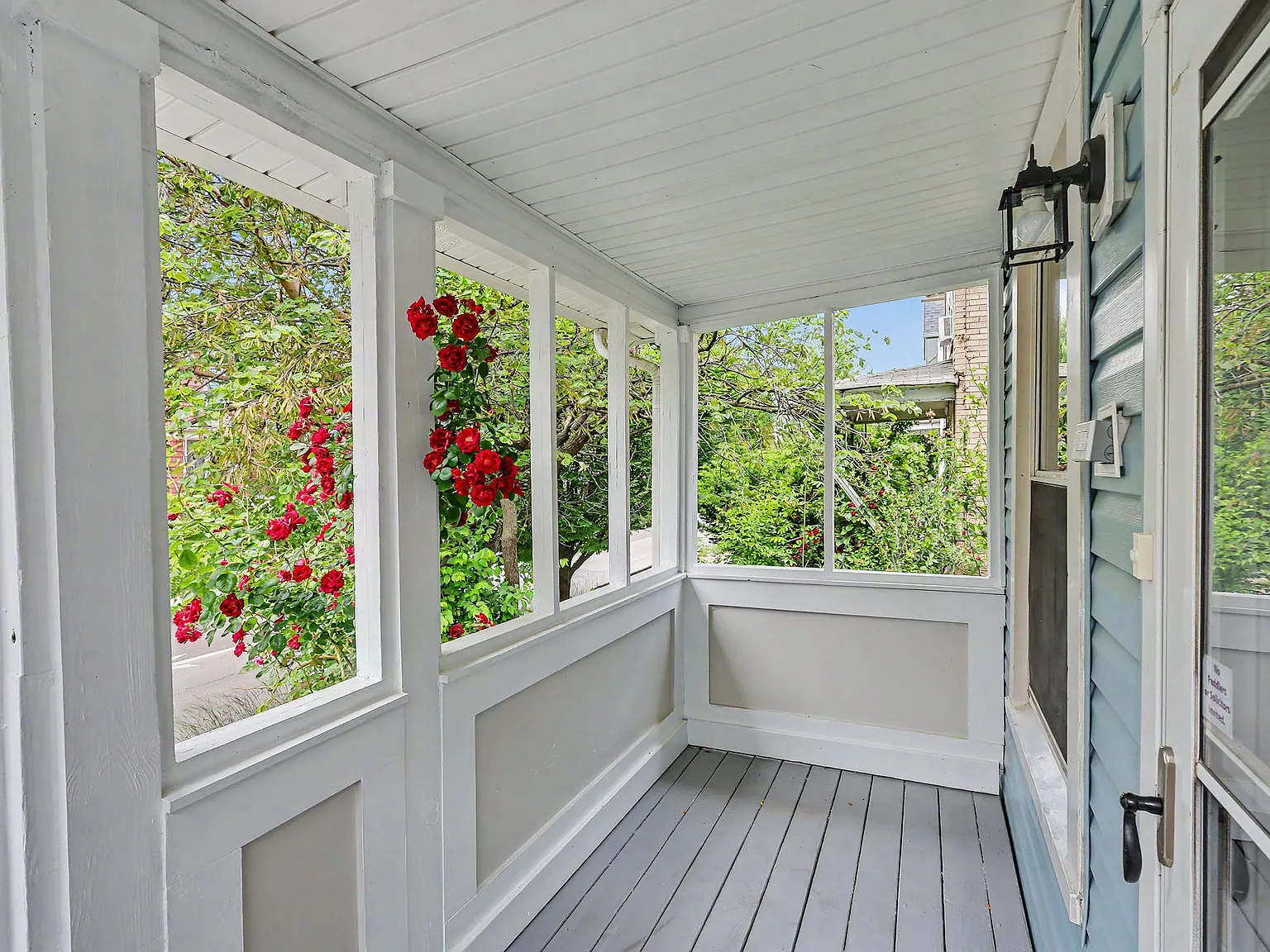 2 bed, 896 sqft, $1,700 — Photo 4