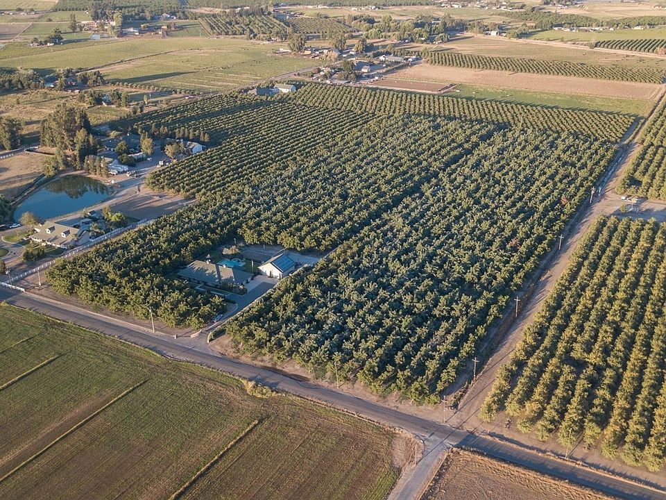 2nd image of 0 Pioneer Ave