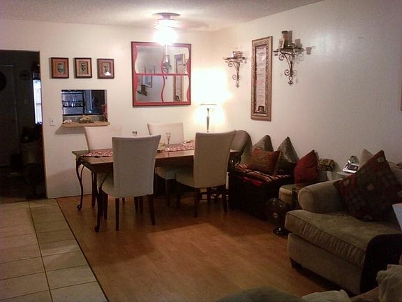 3rd image of 1313 Oakdale Ave