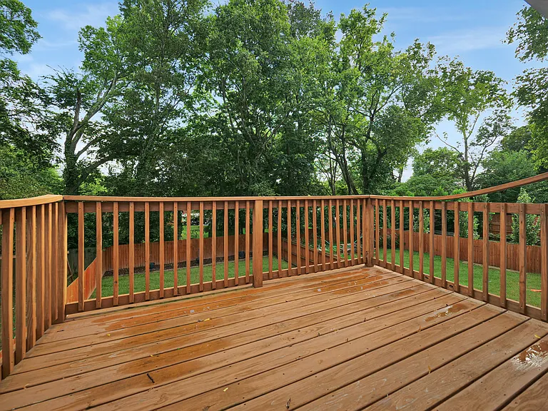 2202 Sheridan Rd — Photo 24