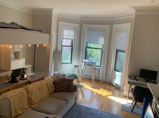 211 Beacon St APT 3F, Boston, MA 02116