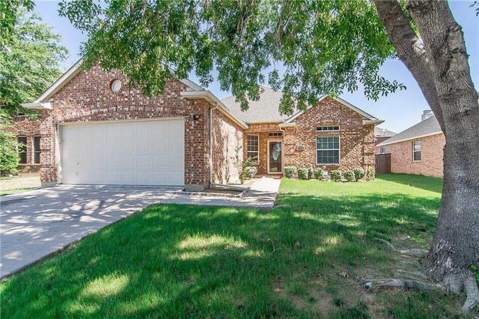 1st image of 1913 Peppertree Dr