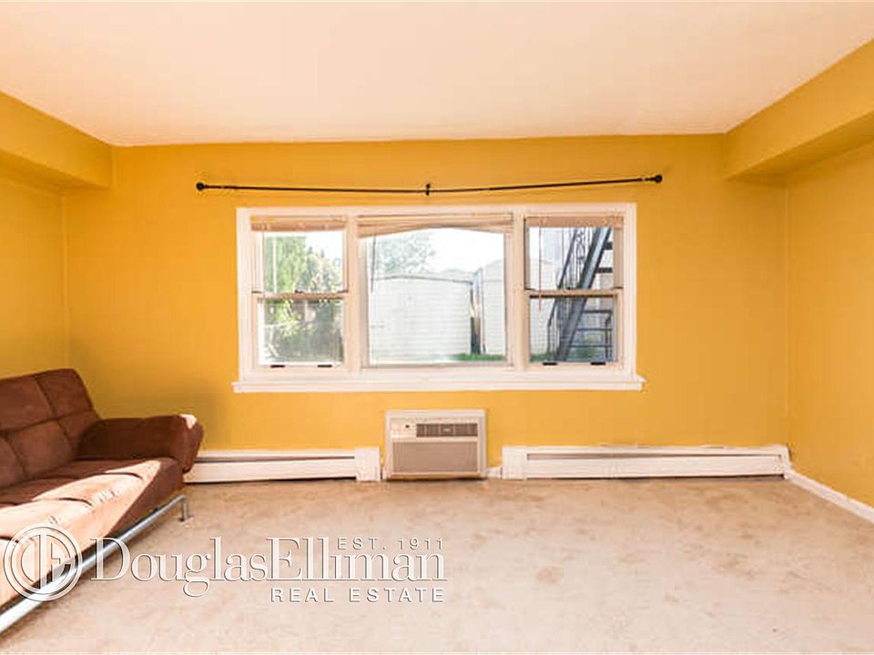 1st image of 233 Hollywood Ave