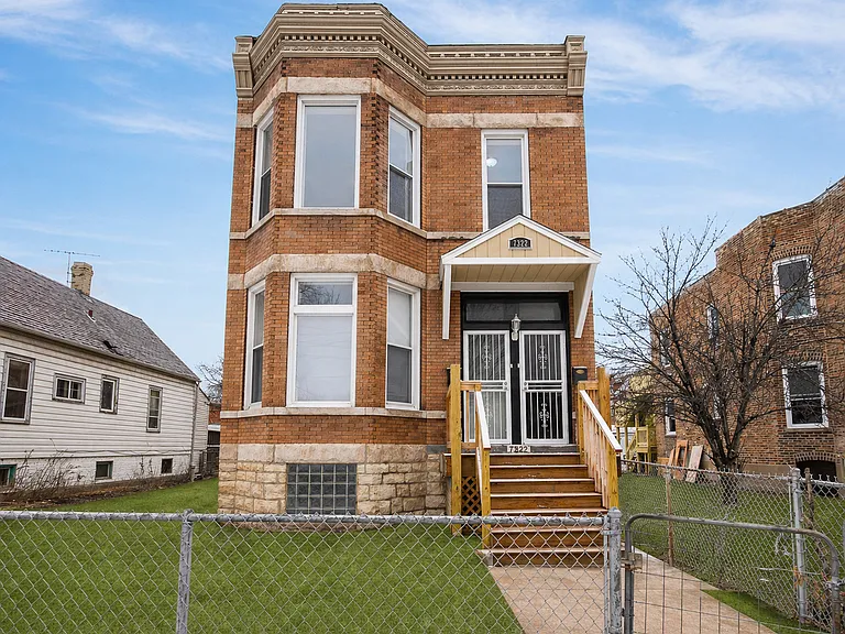 7322 S Langley Ave #1 — Photo 1