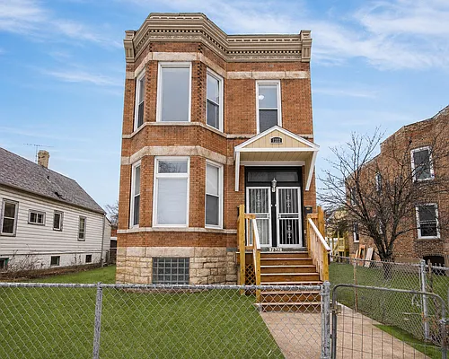 7322 S Langley Ave #1 Photo 1