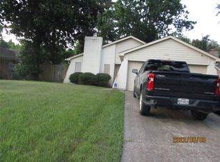 12743 Fern Forest Dr, Houston, TX 77044