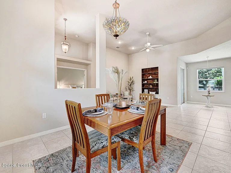 178 Cove Loop Dr — Photo 5