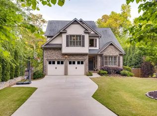 391 Westside Dr, Roswell, GA 30075