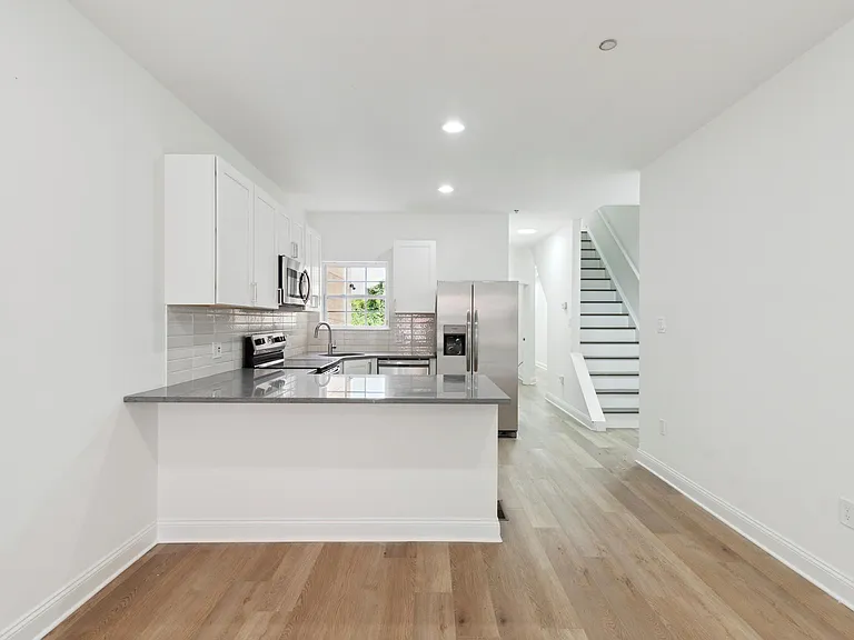 1833 N 18th St #1 — Photo 3