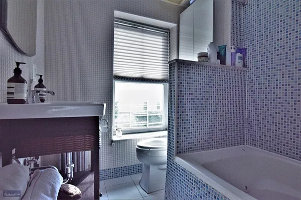 Rented by Brownstone Real Estate | media 23