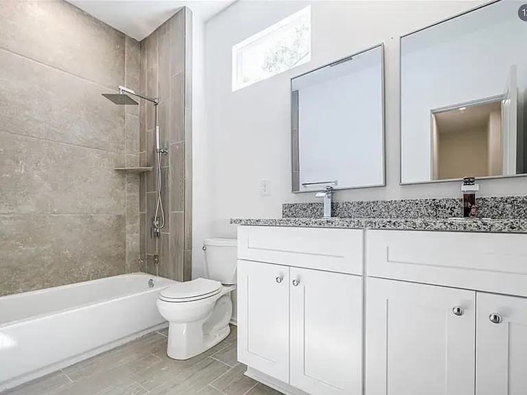 813 Smith St SW #B — Photo 15