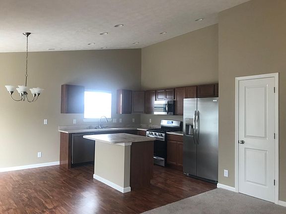 5th image of 2910 Poinciana Dr