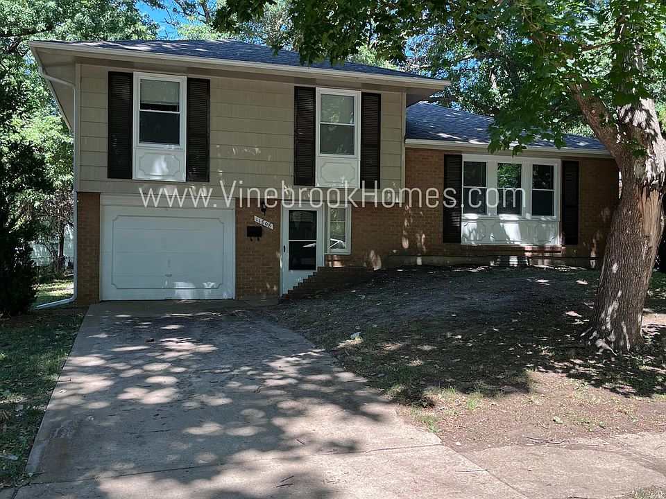 1st image of 11808 Fremont Ave