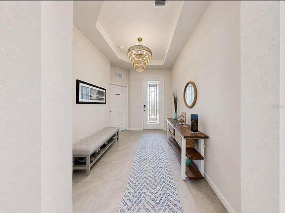 3rd image of 11043 Tamarack Pl