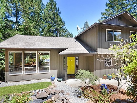 2nd image of 50-60 Marigold Ln
