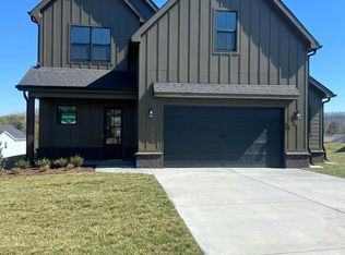 198 Limelight Ln, Lenoir City, TN 37772