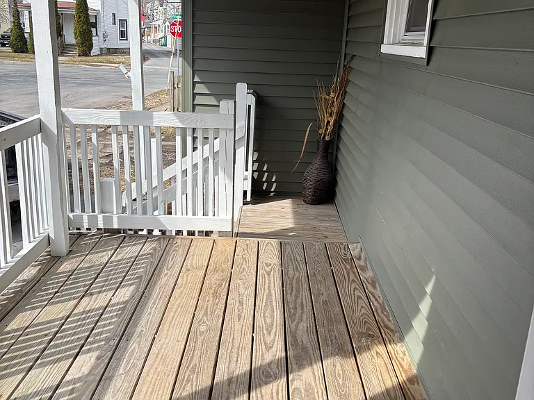 905 Salina St — Photo 13