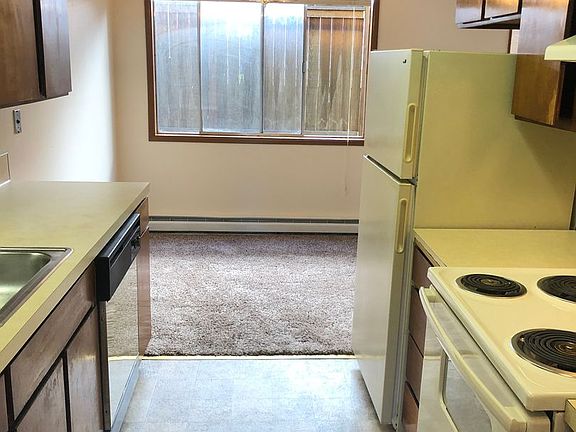 4th image of 708-738 SE 29th Ave #724