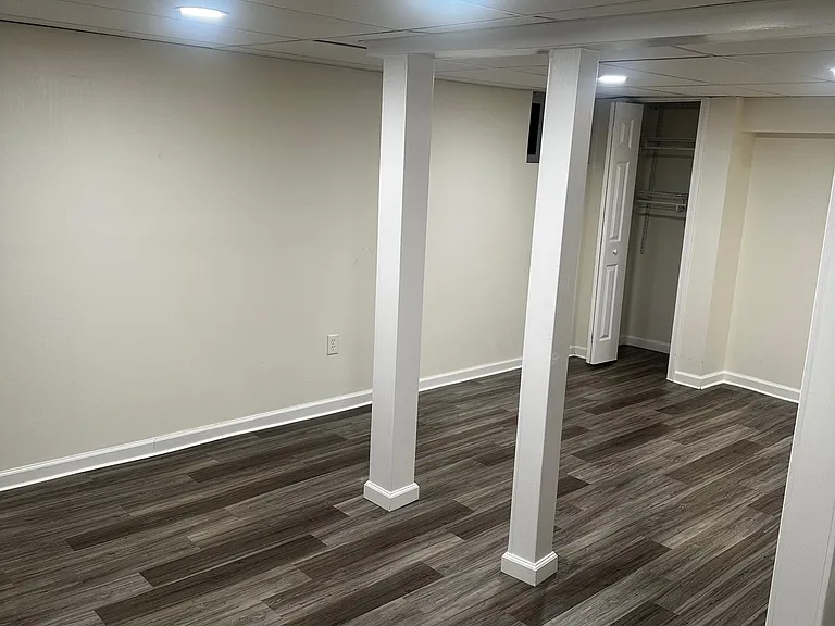 10 Elm St #1 — Photo 11