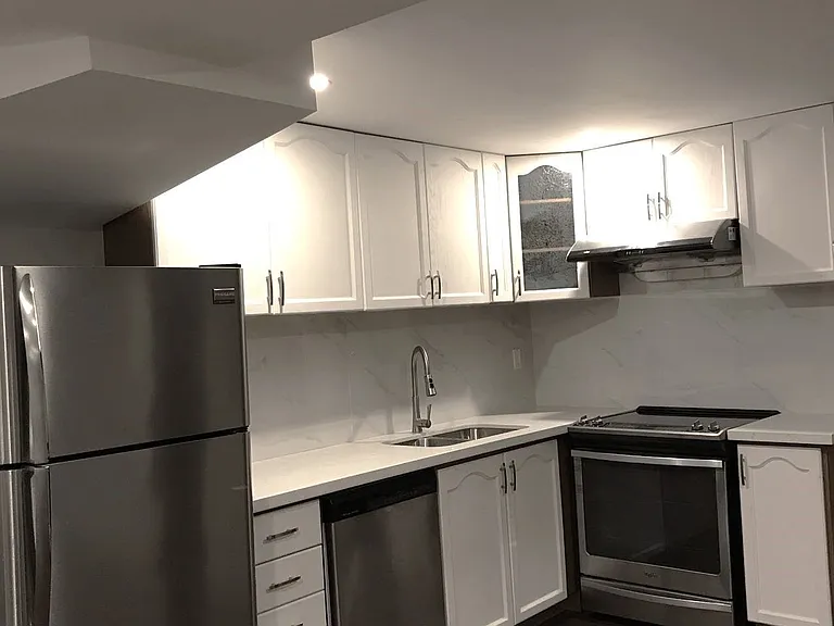 4024 Melfort Cres #BASEMENT — Photo 6