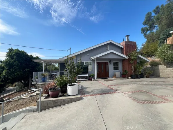 9855 McBroom St, Sunland, CA 91040