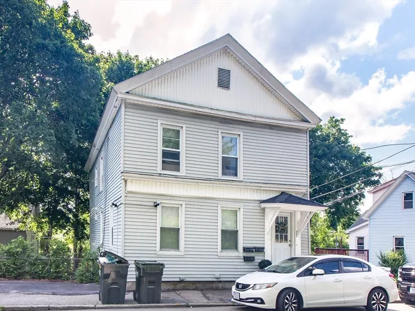 249 N Main St, Webster, MA 01570