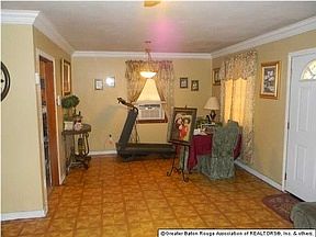 3rd image of 5435 Beechwood Dr
