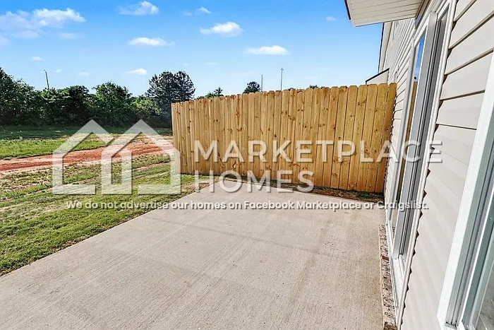 133 River Rock St — Photo 18