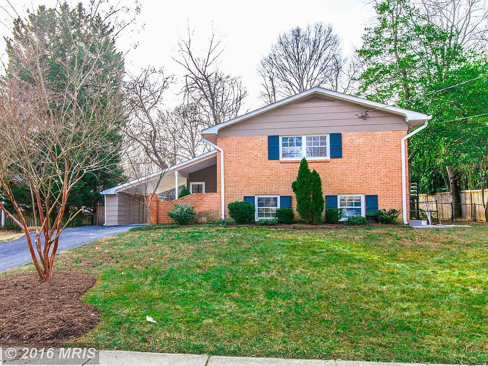 1st image of 2403 Stirrup Ln