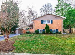2403 Stirrup Ln, Alexandria, VA 22308
