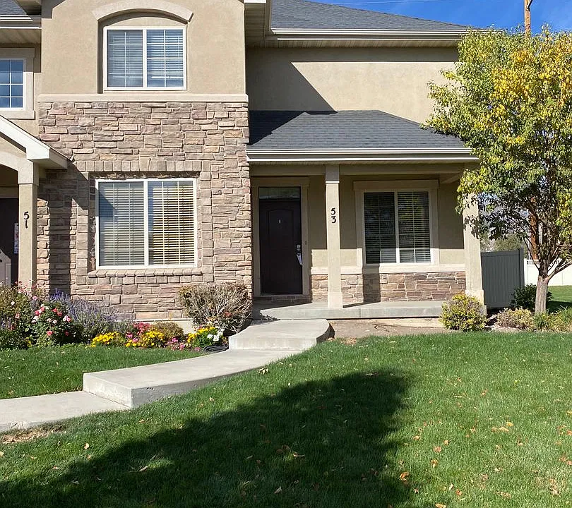 53 S 930th Cir E