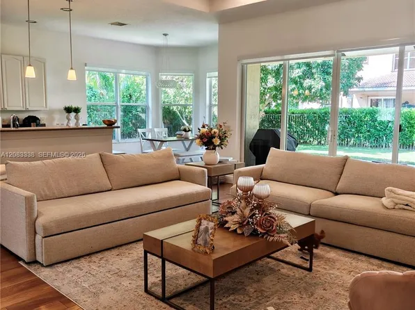 2016 Schooner Ln, Fort Lauderdale, FL 33327