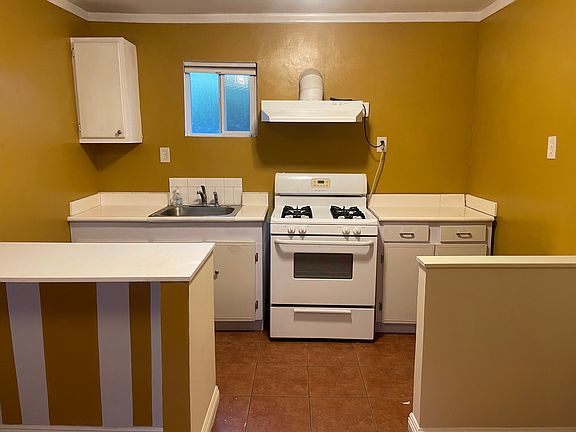 3rd image of 13012 McKinley Ave #3
