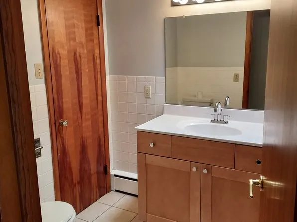 70 Elm St, Milton, PA 17847