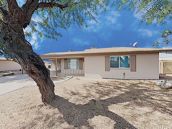 2nd image of 2237 W Calle Iglesia Ave