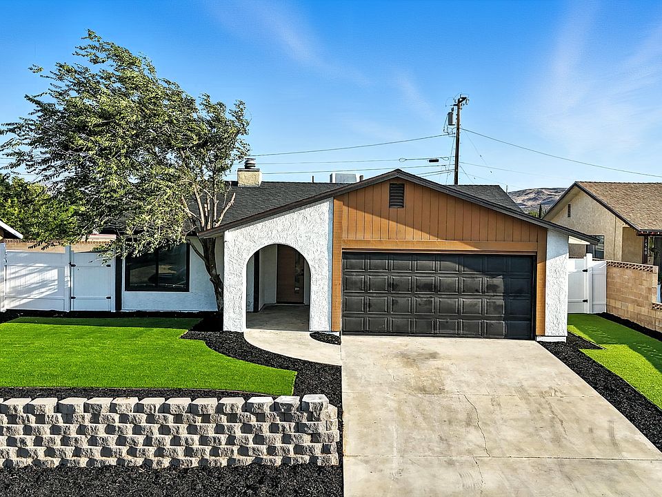 1st image of 1572 E Avenue Q13