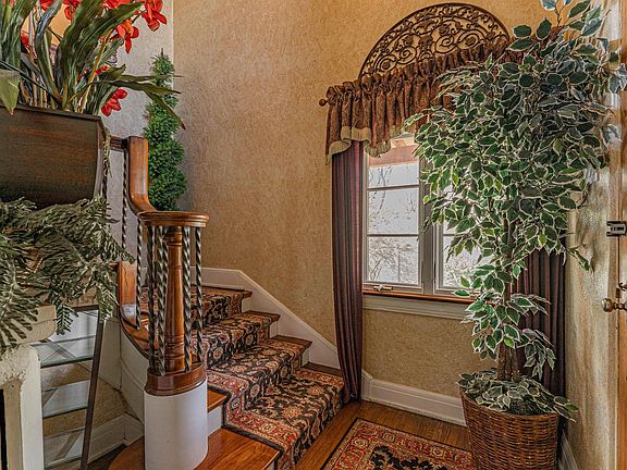 30th image of this home