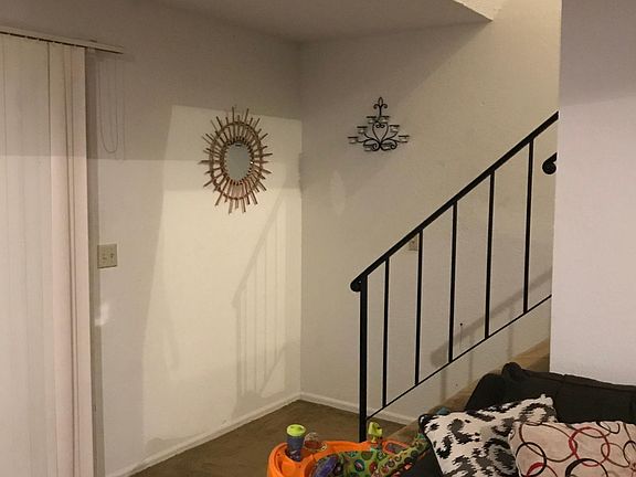 Entryway, Spacious 3 Bedroom 1.5 Bathrooms