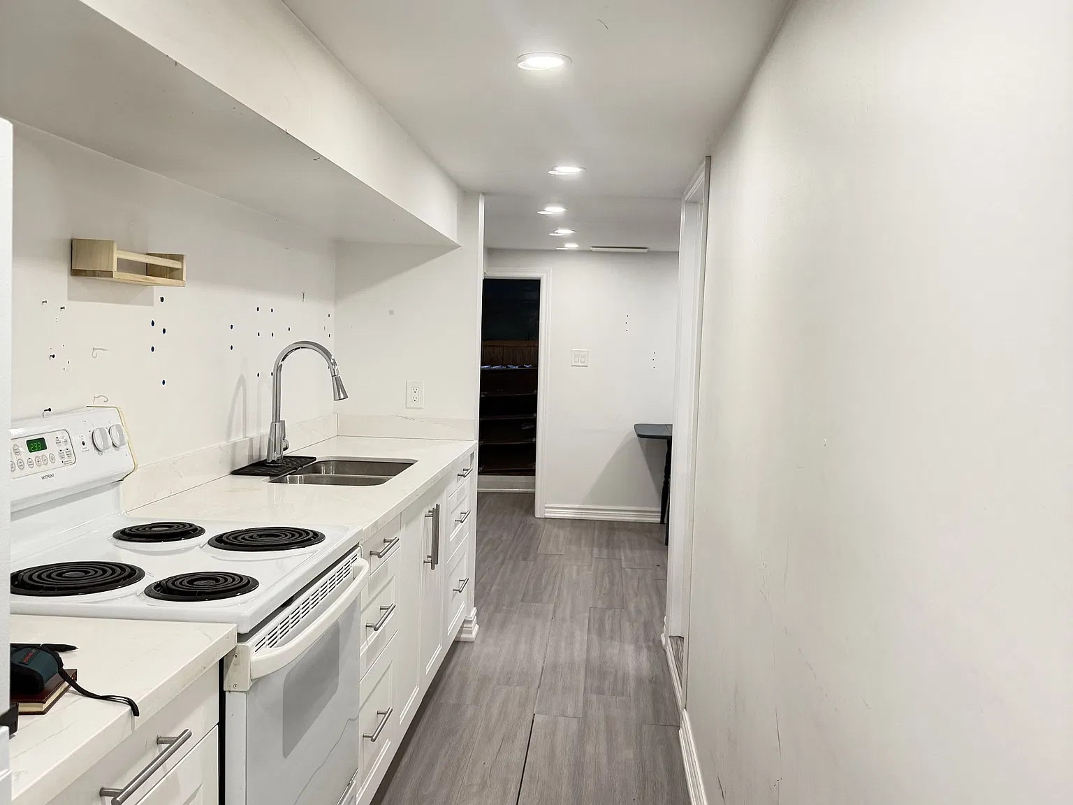 2 bed, $2,700 — Photo 2
