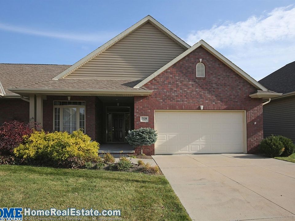 1st image of 7528 Kentwell Ln