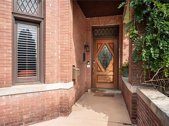 5th image of 406 Mowbray Arch