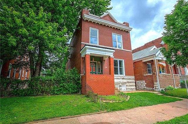 1st image of 3438 Iowa Ave