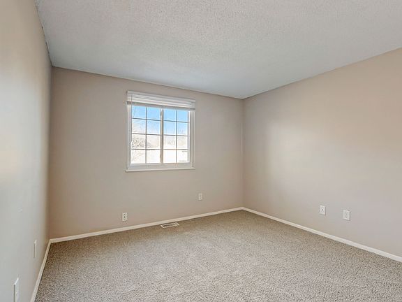 5th image of 2611 Pawnee Dr