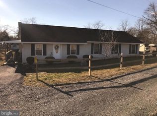 110 Clover Ln, Carlisle, PA 17015