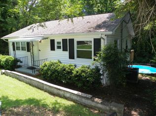 111 Chatham Ln, Oak Ridge, TN 37830