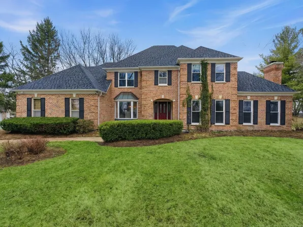 7N108 Hastings Dr, St Charles, IL 60175